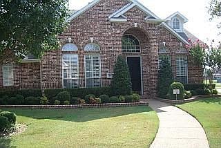 302 Buttonwood Court