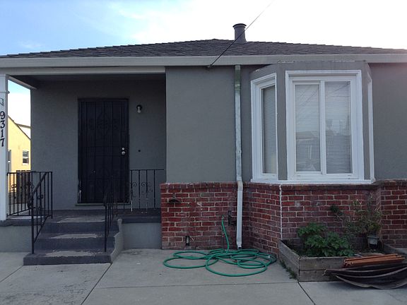 2nd image of 9317 Walnut St #1