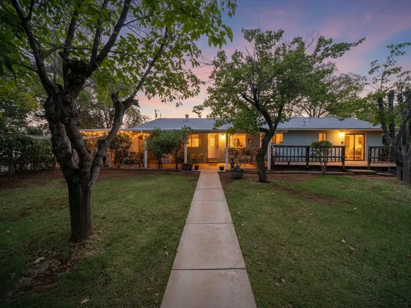 9807 Logan Rd, Redding, CA 96003