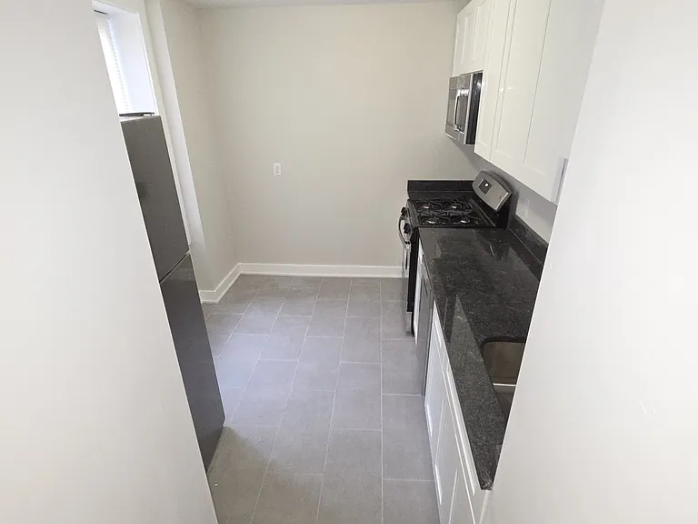 31 High St #25 — Photo 2