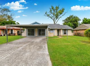 7210 Lumber Jack Dr, Houston, TX 77040