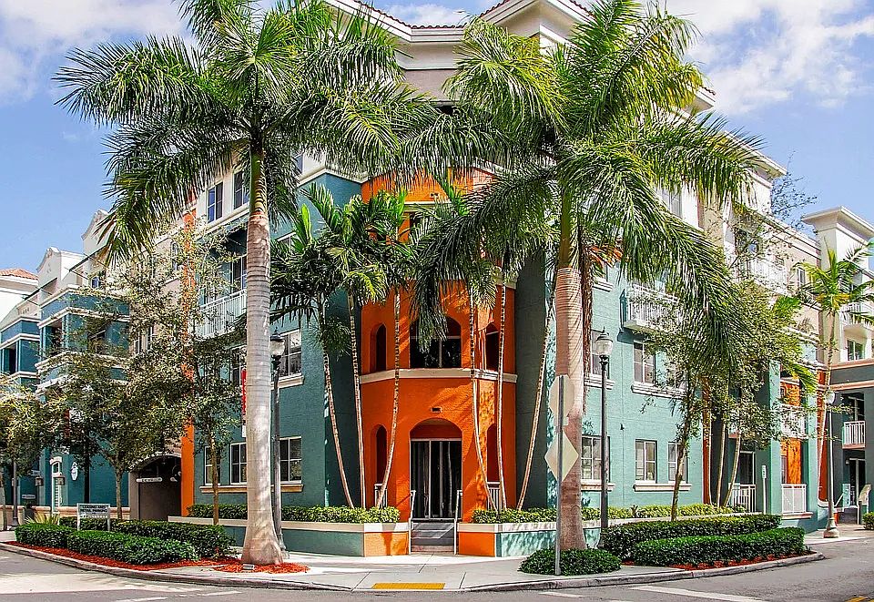 1st image of 6620 SW 57av E #306