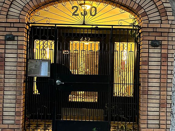 2nd image of 230 Oak St #30