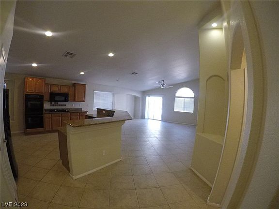 2nd image of 8165 White Mill Ct