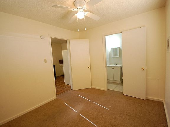 5th image of 3511 Sheridan St APT A