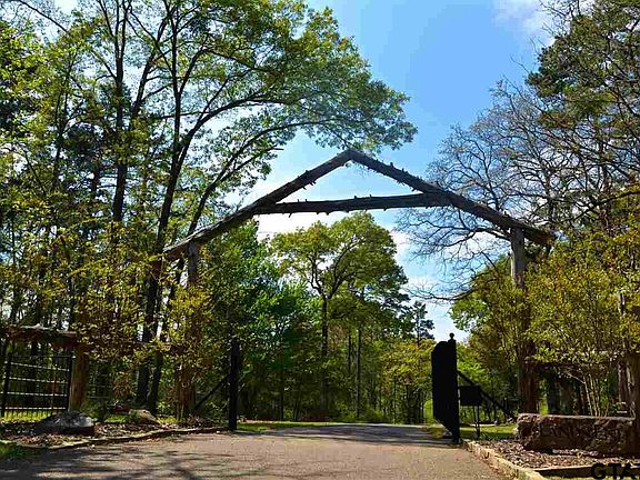 5th image of 752 & 724 Camp Cypress Trl Lot 9