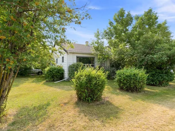 4737 N 48th St, Olds, AB T4H 1E1