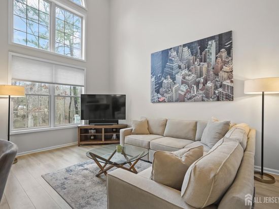 51 Osprey Dr, Old Bridge, NJ 08857