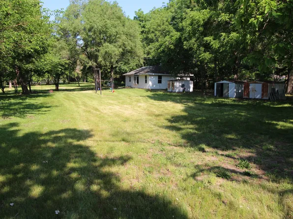 33955 S West River Rd, Wilmington, IL 60481