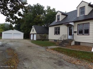 1514 Smith Ave SE, Owatonna, MN 55060