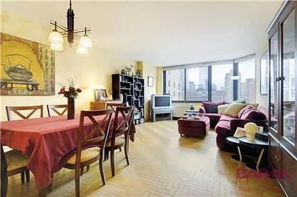 Sold by Barak Realty | media 10