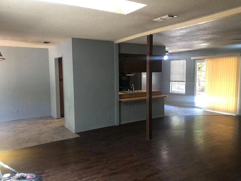 3101 Laguna Dr — Photo 18