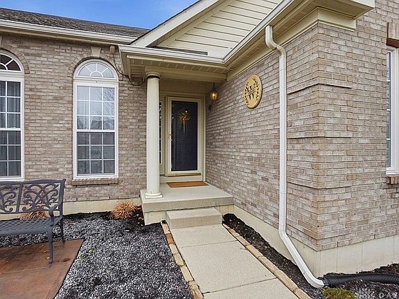 3rd image of 1727 Ashworth Dr