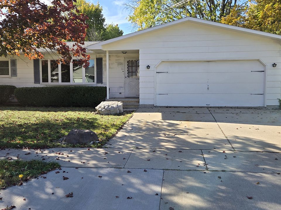 Front of house from the street