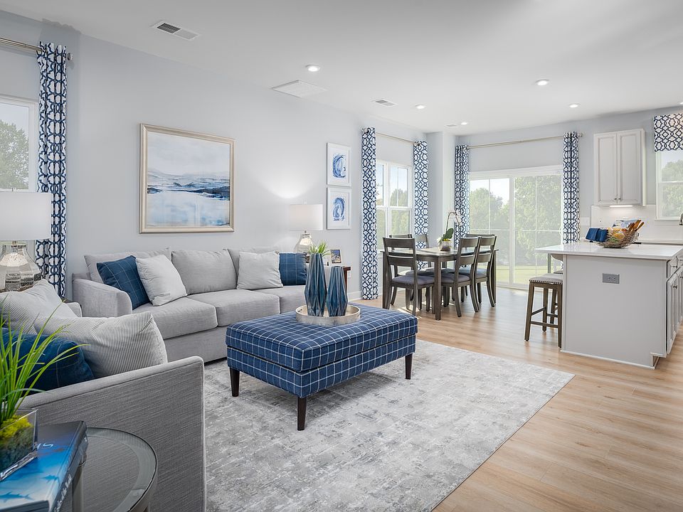 CUSTOMIZABLE TOWNHOMES OFFERING EASY LIVING, OPEN FLOORPLANS AND COASTAL CONVENIENCE