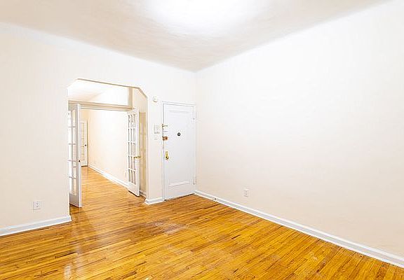 4th image of 1482 1st Ave APT 3S