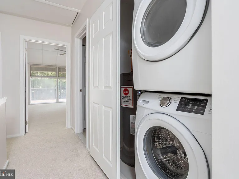 7 Belaire Way — Photo 21