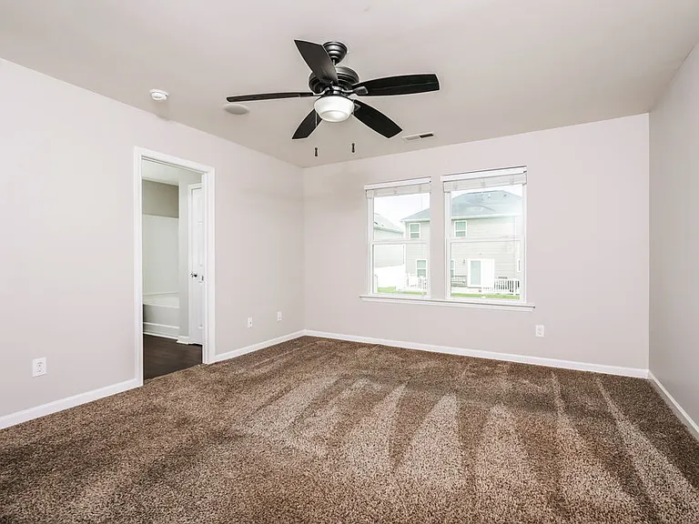 84 Pamlico Dr — Photo 10