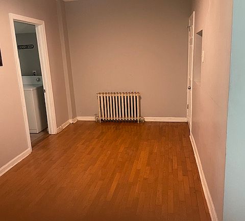400 ashmore main - recreation room