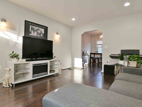 132 35th St NE-9_09282022