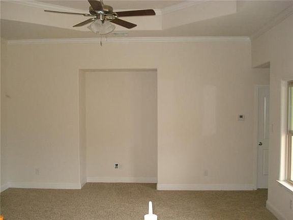 4th image of 1422 River Trail Dr