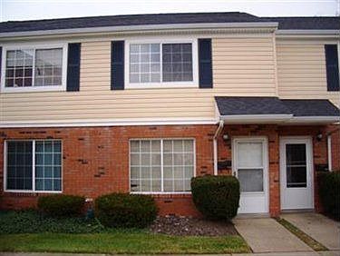 1st image of 216 Peppertree Ln #216