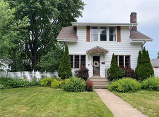 816 Dover St, Chippewa Falls, WI 54729