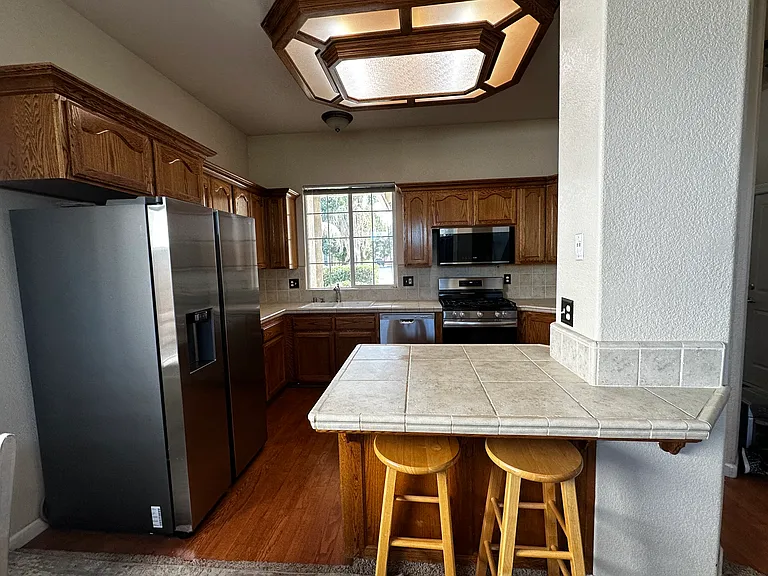 160 Lake Dr — Photo 11