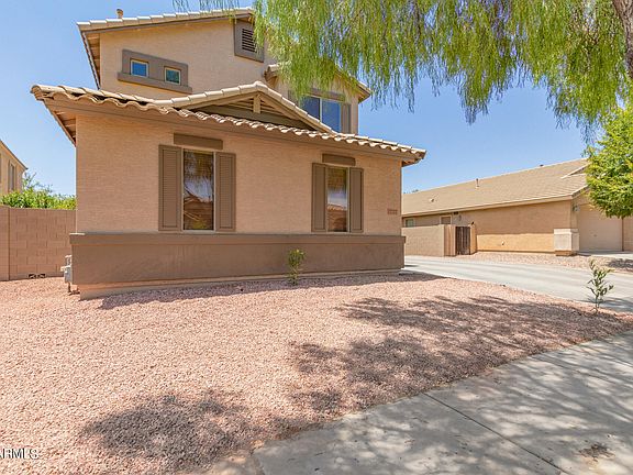3rd image of 17777 W ALEXANDRIA Way
