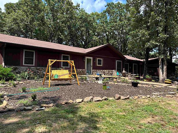 2nd image of 224 Peanut Ridge Rd