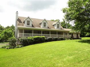 11232 Old Hamburg Rd, Whitmore Lake, MI 48189