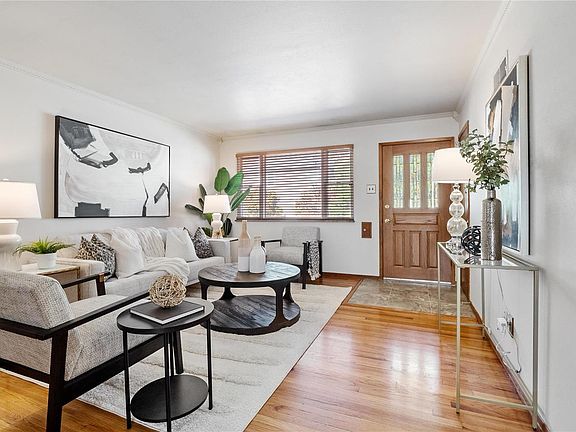 5th image of 8122 Fawn Ave