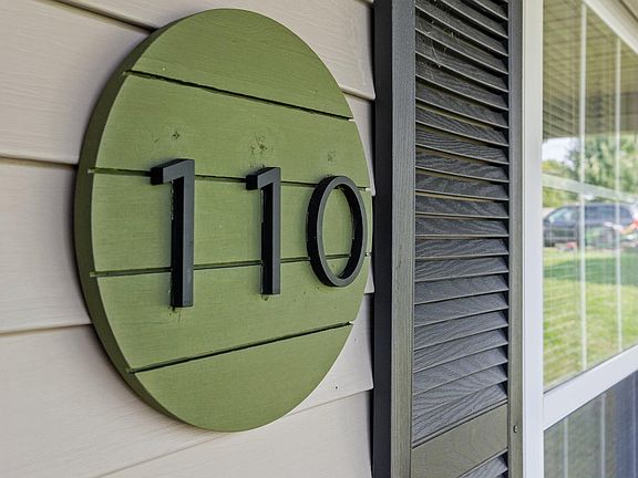 4th image of 110 Hill N Dale Dr