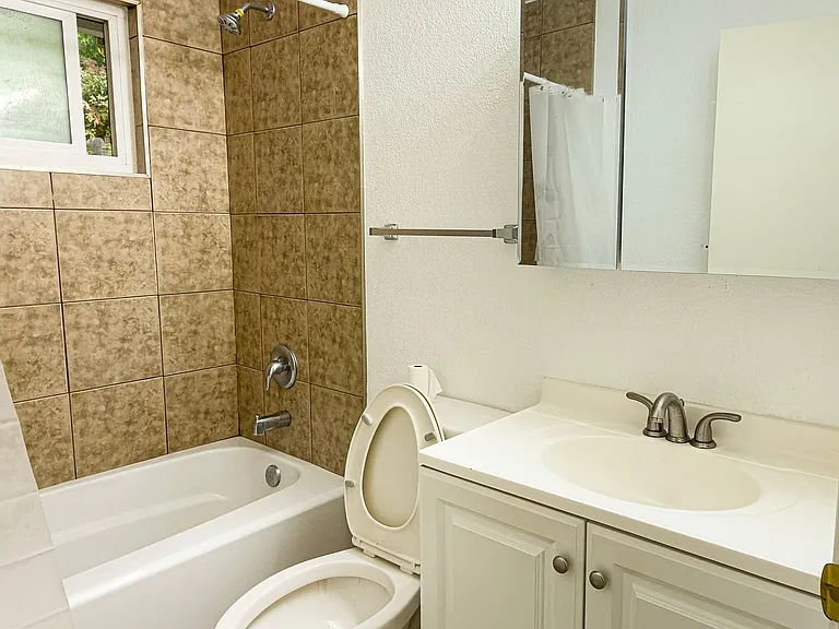 308 Montrose Dr #A — Photo 5