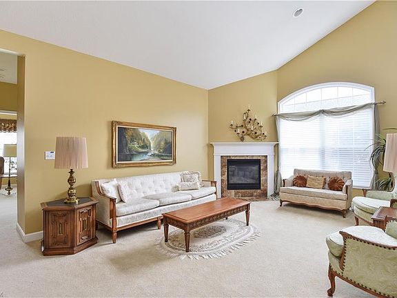 4th image of 4300 Westford Pl Unit 2
