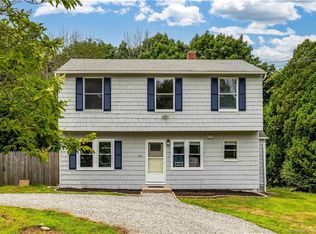 364 Great Neck Rd, Waterford, CT 06385