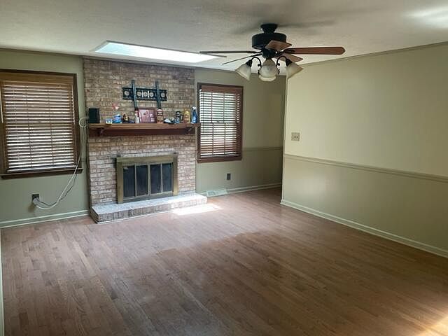 2nd image of 1695 Huckleberry Dr