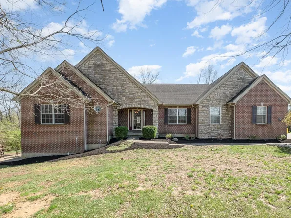 1303 E Fosters Maineville Rd, Maineville, OH 45039