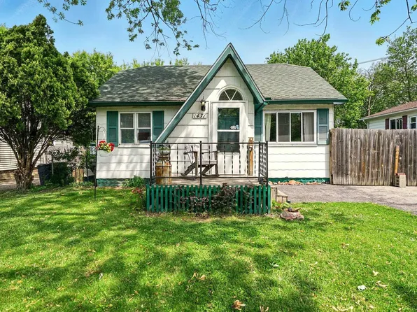 1471 James St, Burton, MI 48529