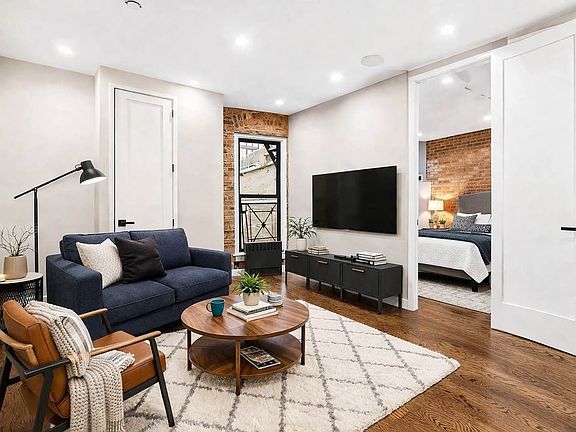2nd image of 224 Avenue B #1A