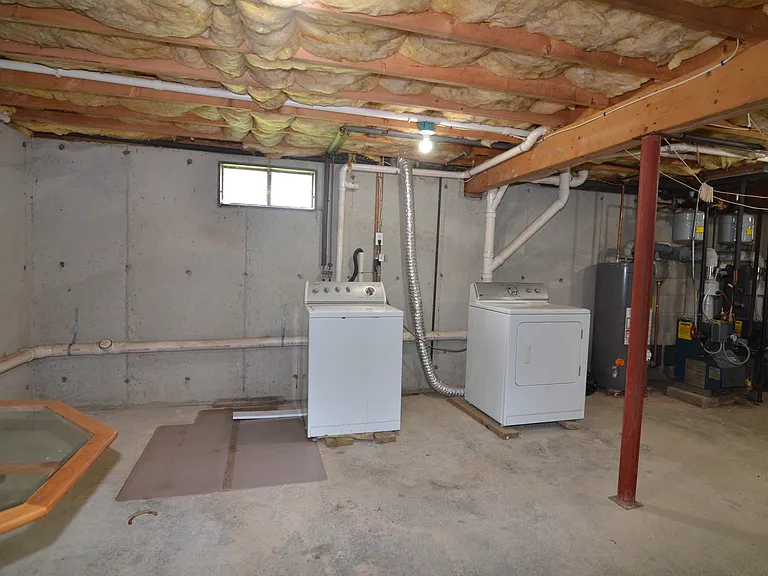 146 Huckins Ave #1 — Photo 14