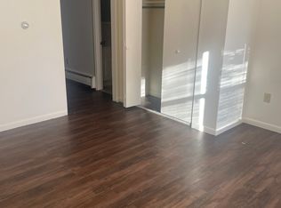 458 Middletown Ave, New Haven, CT 06513