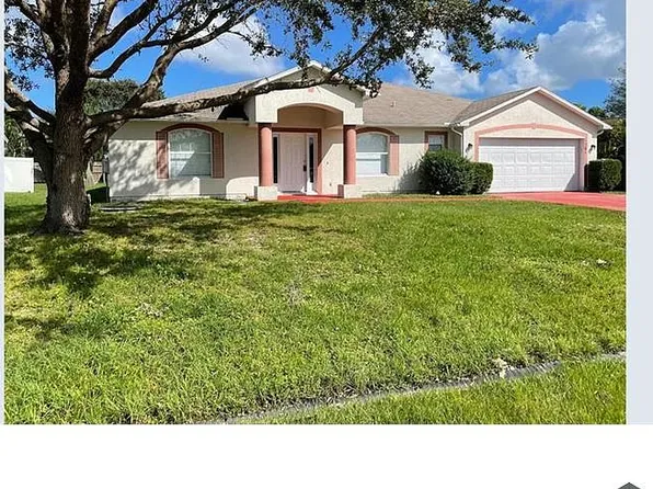 1281 SE Sandia Dr, Port Saint Lucie, FL 34983
