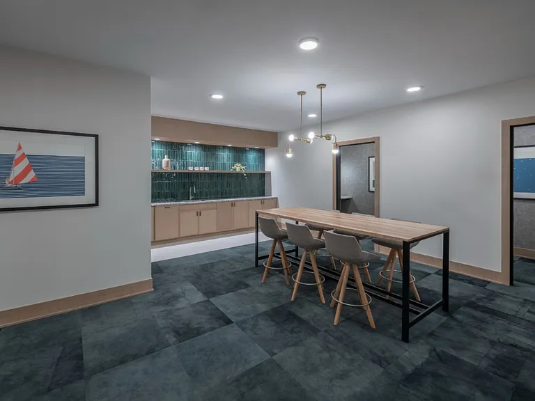 EDGE Apartments — Photo 21