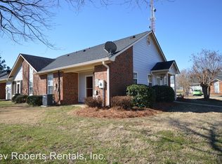 501 Old Spring Hill Ln, Fuquay Varina, NC 27526