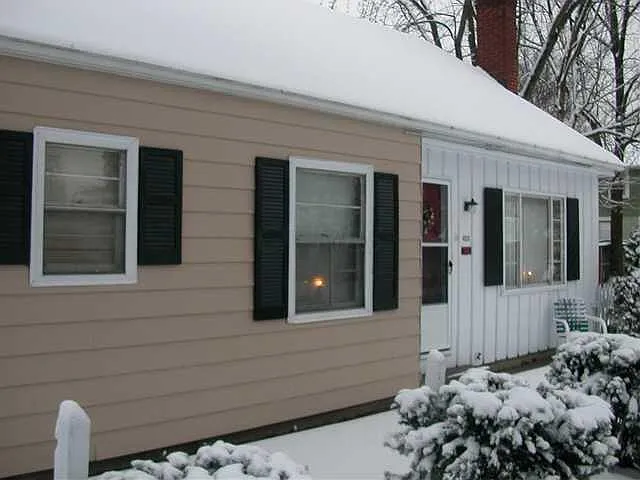 4024 Sharon Ave — Photo 3