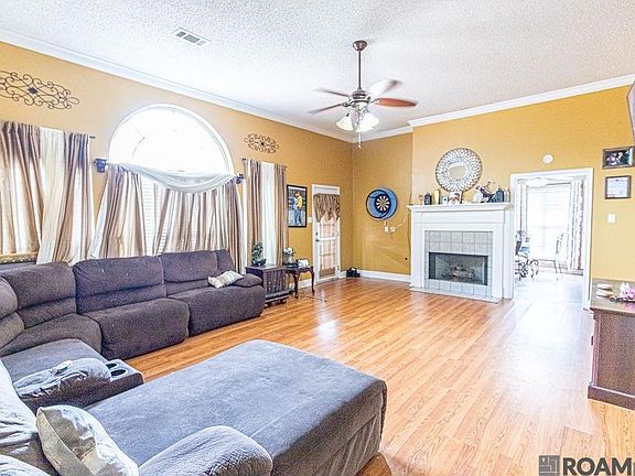 3rd image of 13735 Shady Ridge Ave