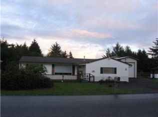 418 Sextans Ave SW, Ocean Shores, WA 98569