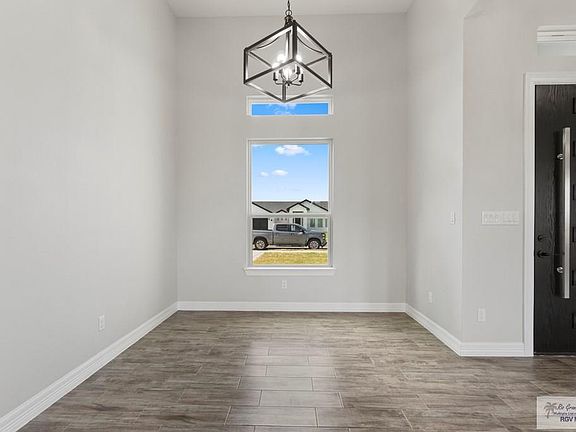 3rd image of 8645 Bellagio Cir #58