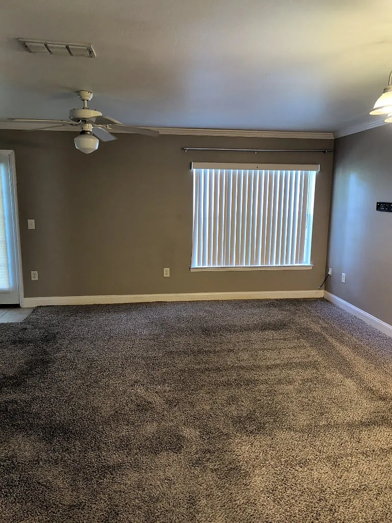 717 Majestic Drive — Photo 2